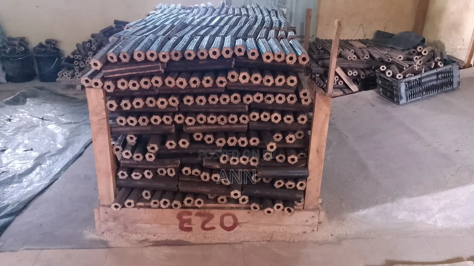 Industrial Briquette Factory With Sawdust Extruder Machine for Sale.