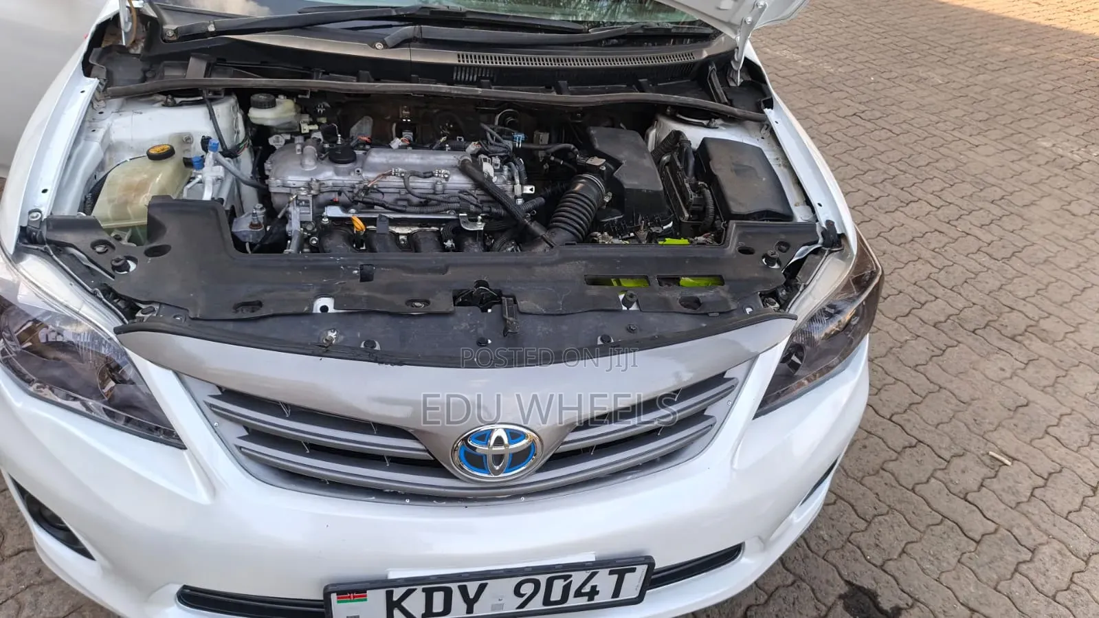 Toyota Corolla 2013 White