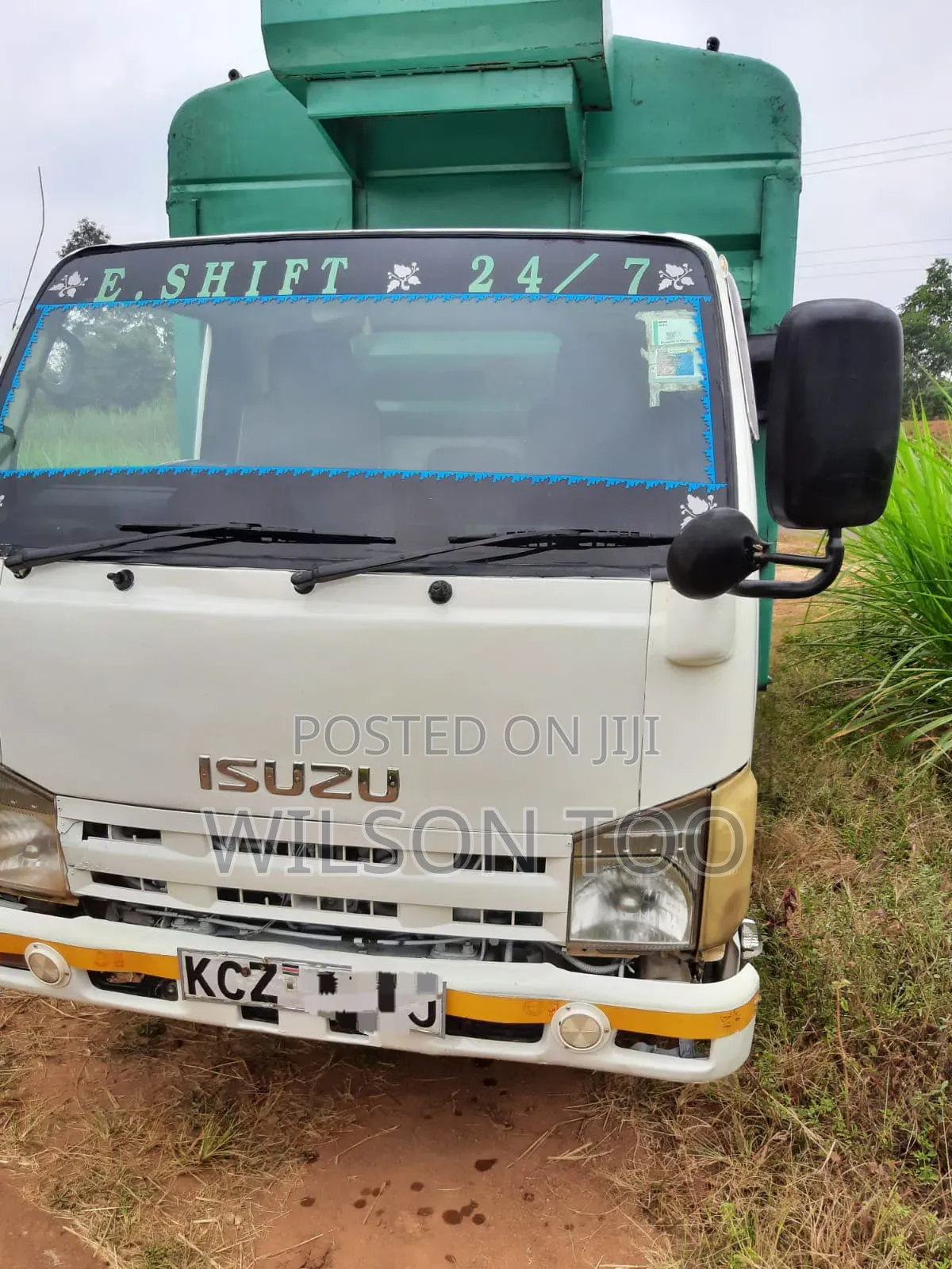 ISUZU 4.3 Elf Double Wheel