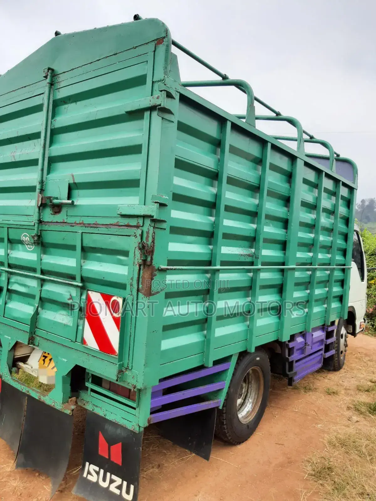 ISUZU 4.3 Elf Double Wheel
