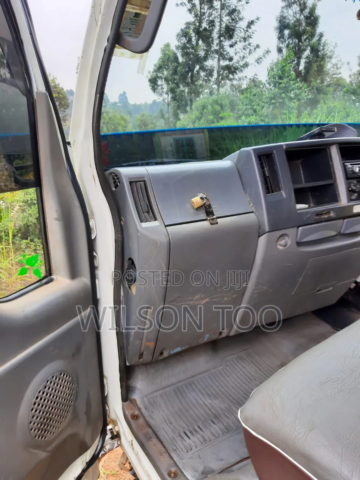 ISUZU 4.3 Elf Double Wheel