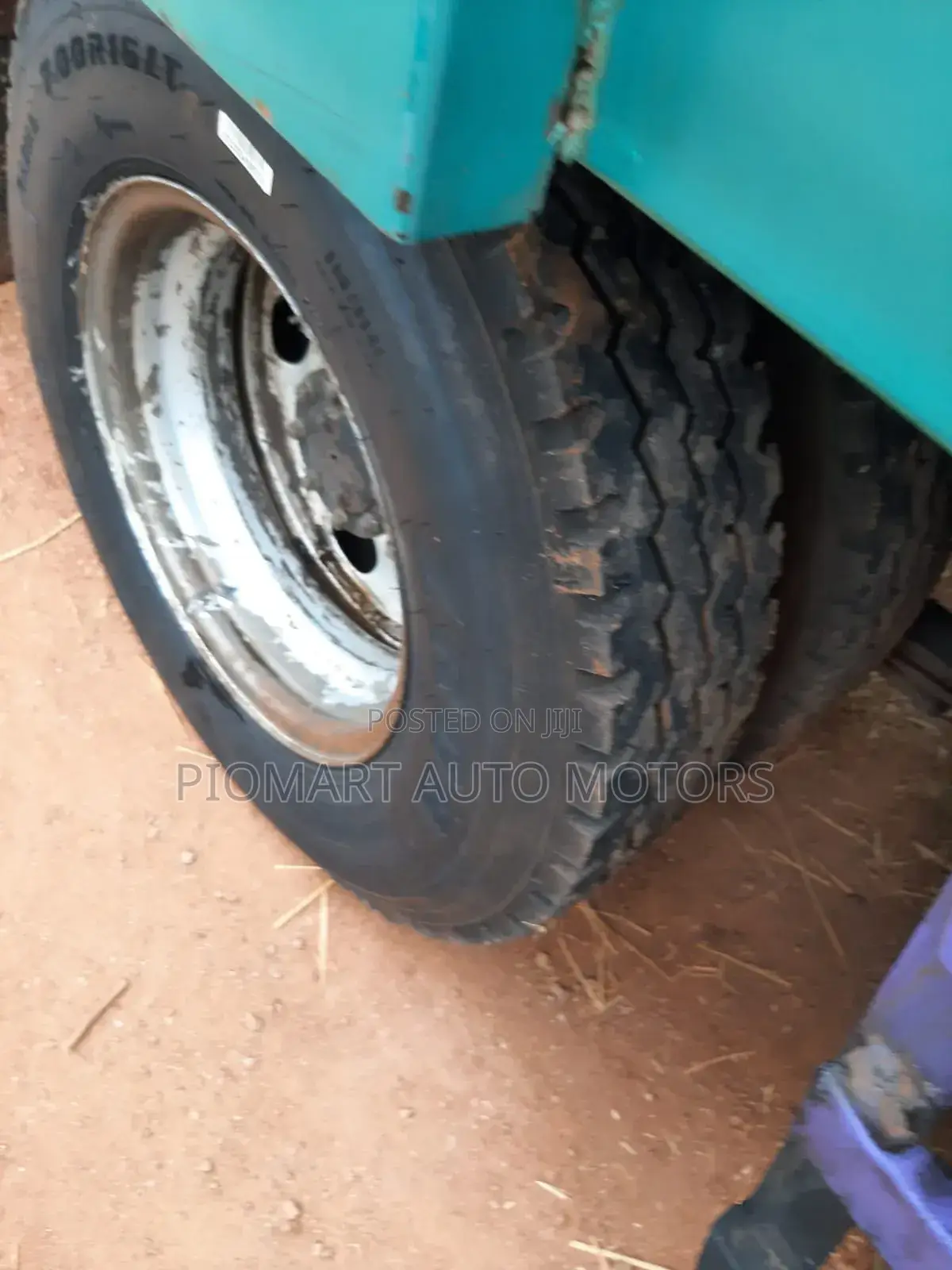 ISUZU 4.3 Elf Double Wheel