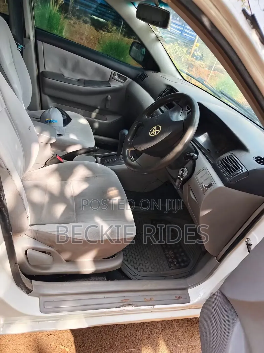 Toyota Corolla 2002 White