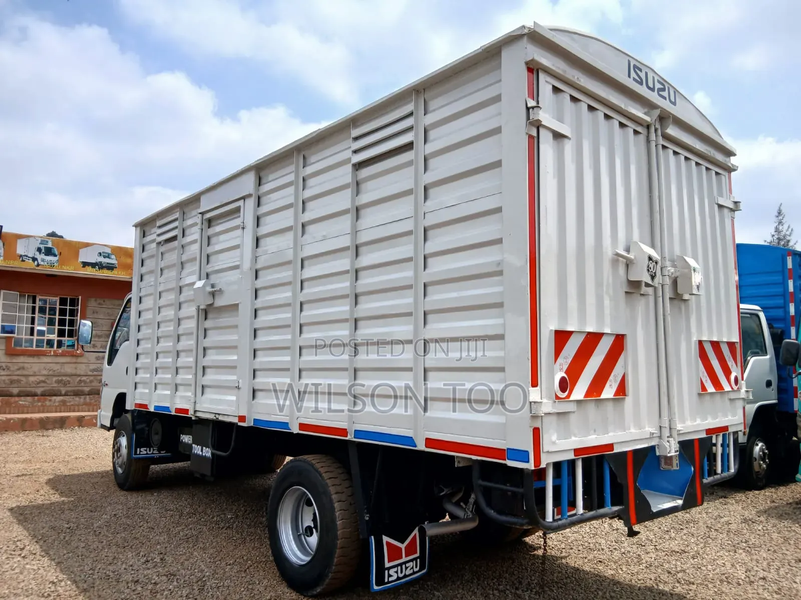 ISUZU 4.3 NPR KCN Local White, Covered Body