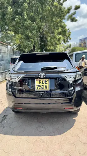 Toyota Harrier 2.0 2015 Purple