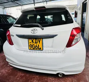 Toyota Vitz 1.3 FWD 5dr 2018 White