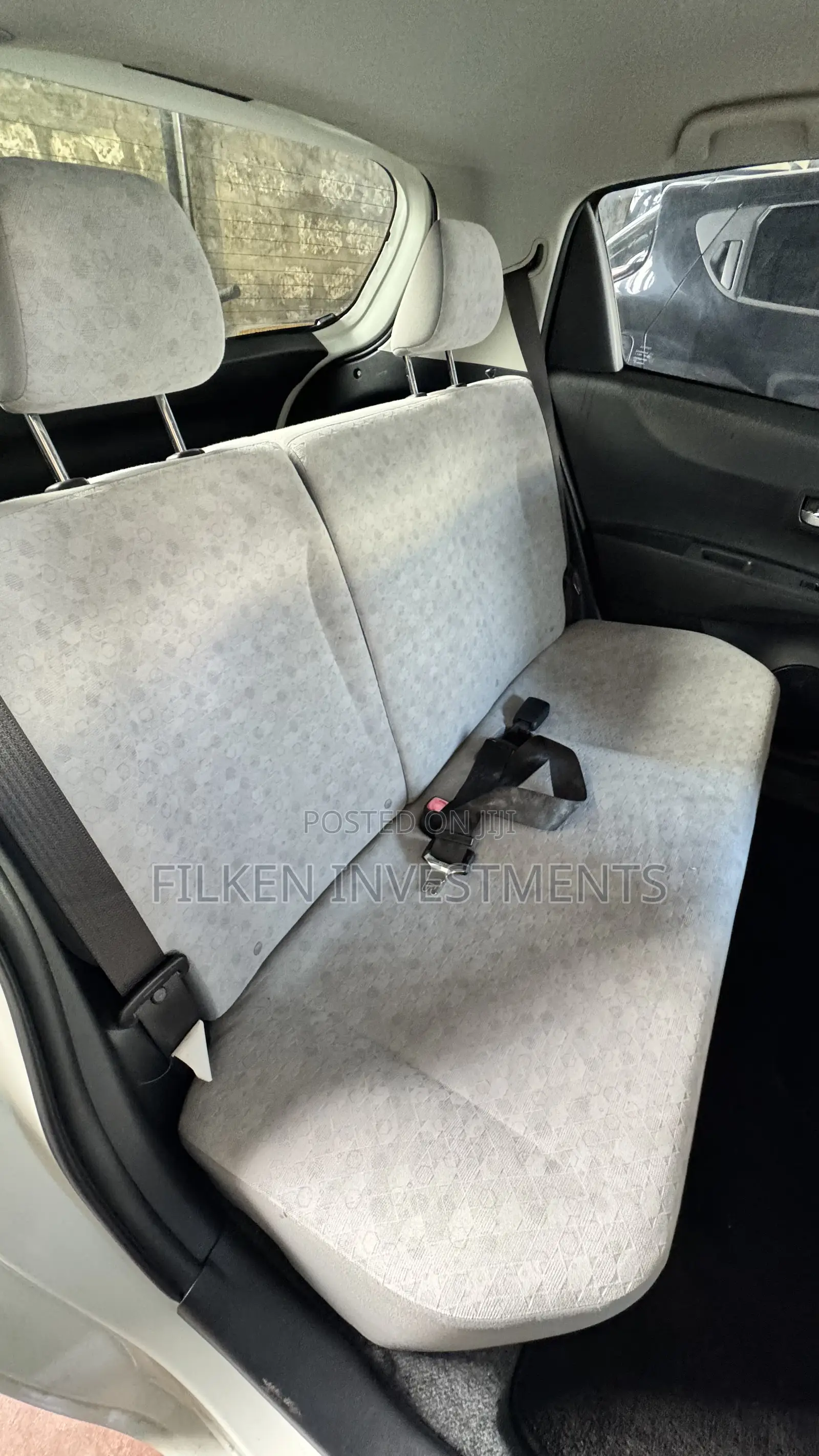 Toyota Vitz 1.3 FWD 5dr 2018 White