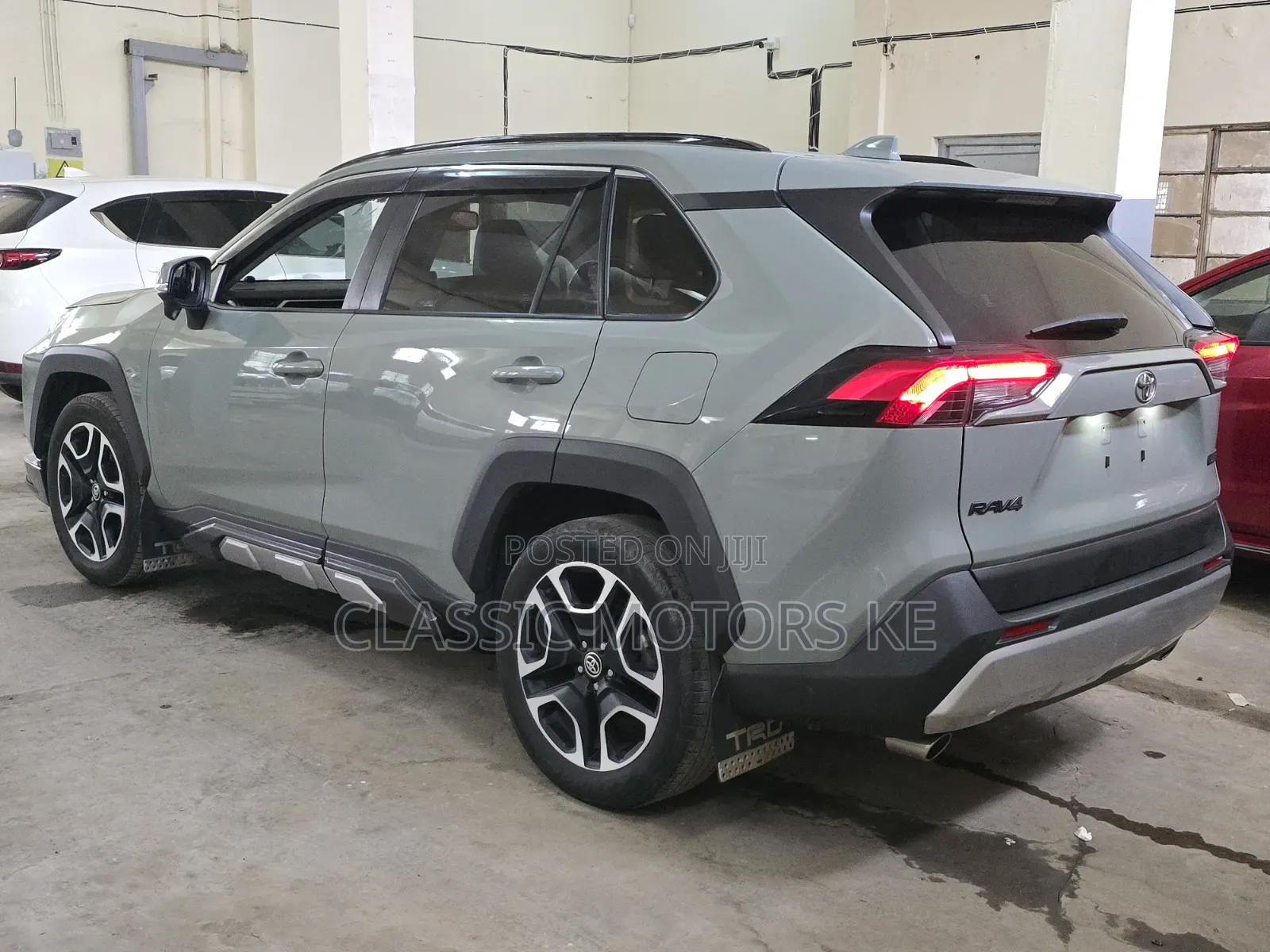 Toyota RAV4 2021 Green