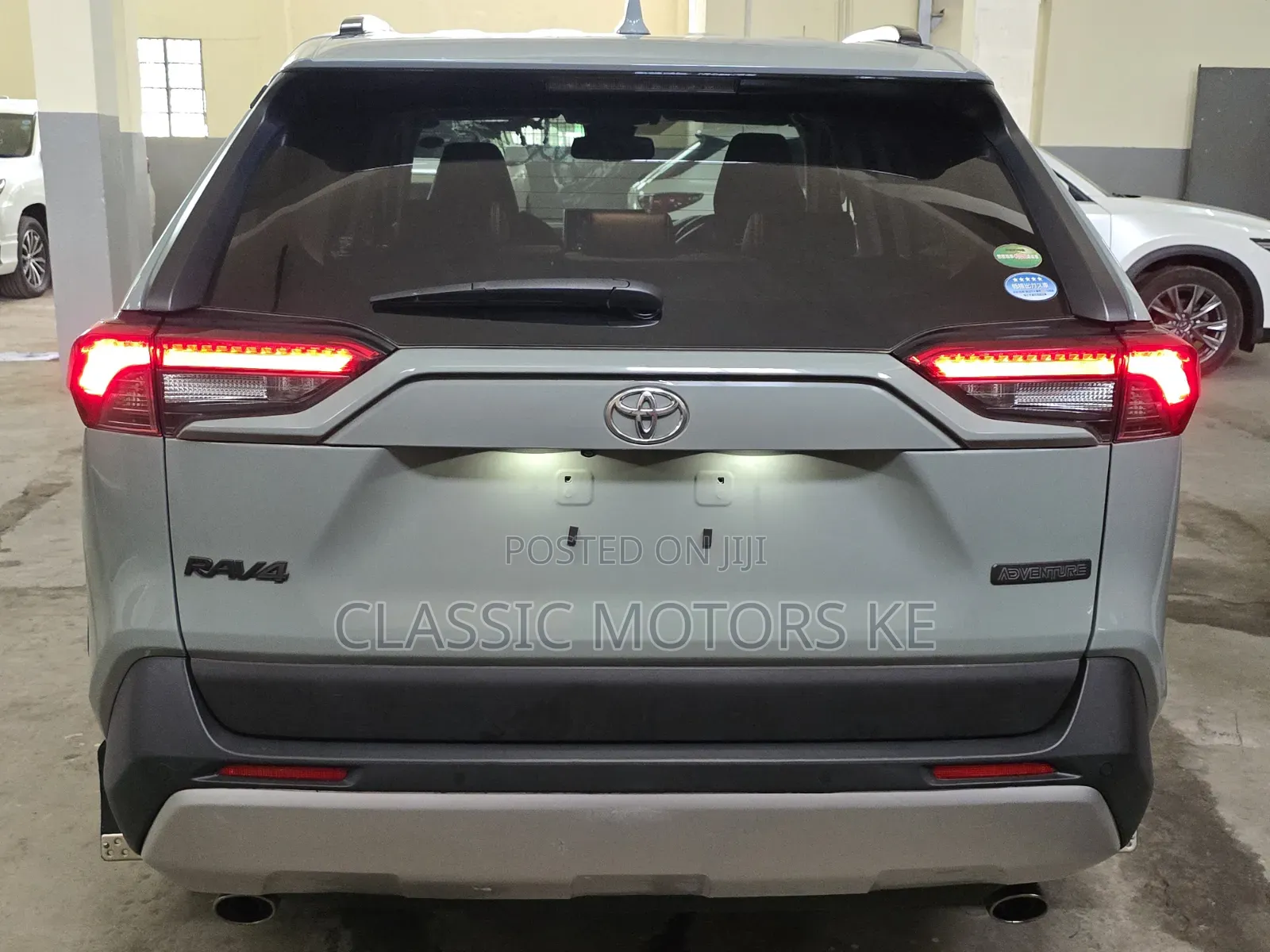 Toyota RAV4 2021 Green