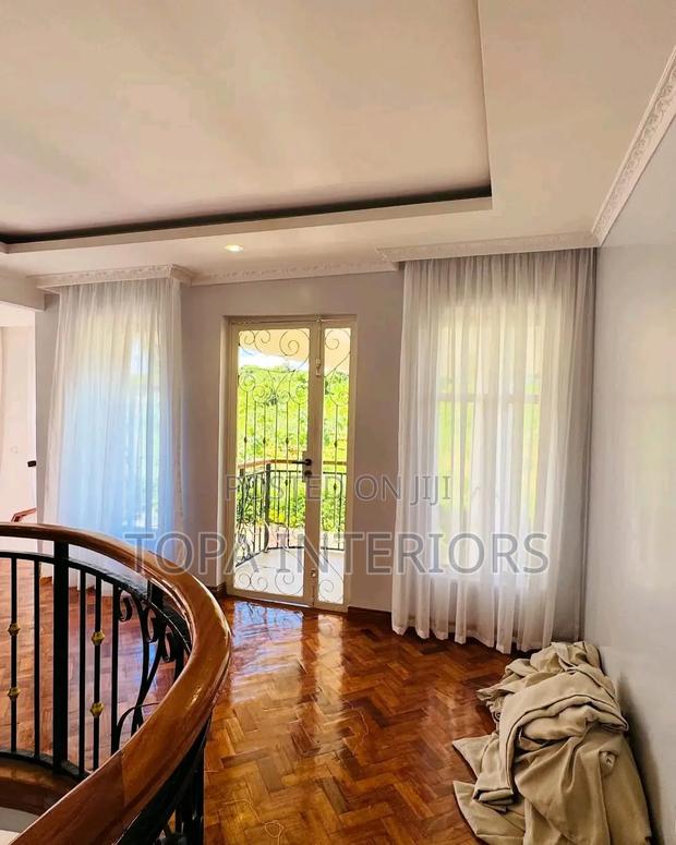 Bay Window Sheer Curtains for Curved Windows - thumbnail 2