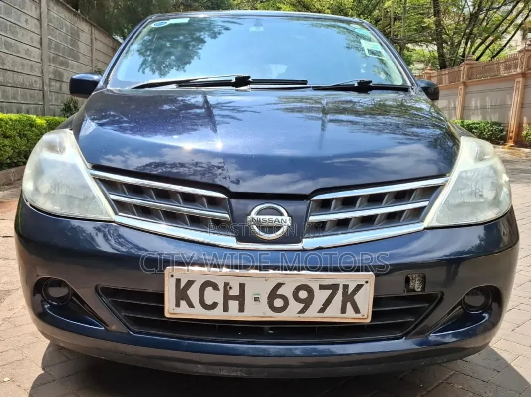 Nissan Tiida 2009 Black