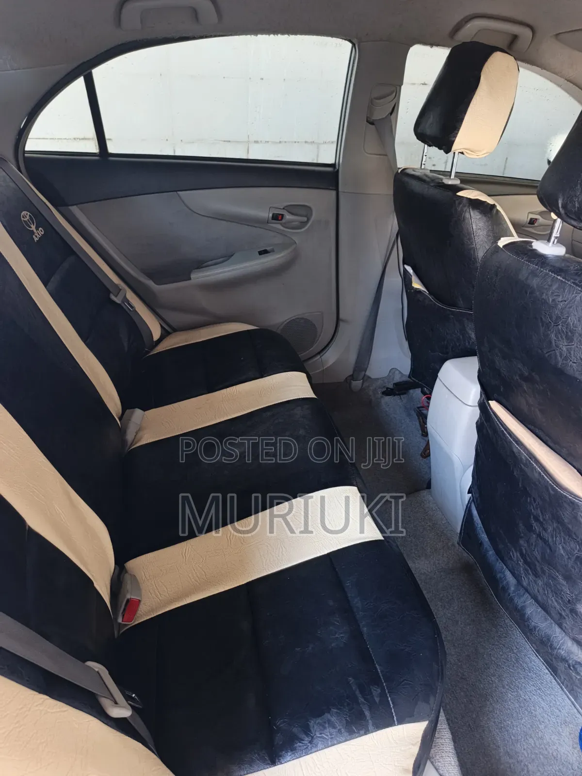 Toyota Axio 2011 Silver