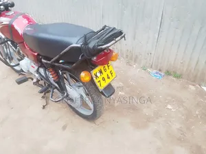 Bajaj Boxer 100 2022 Red