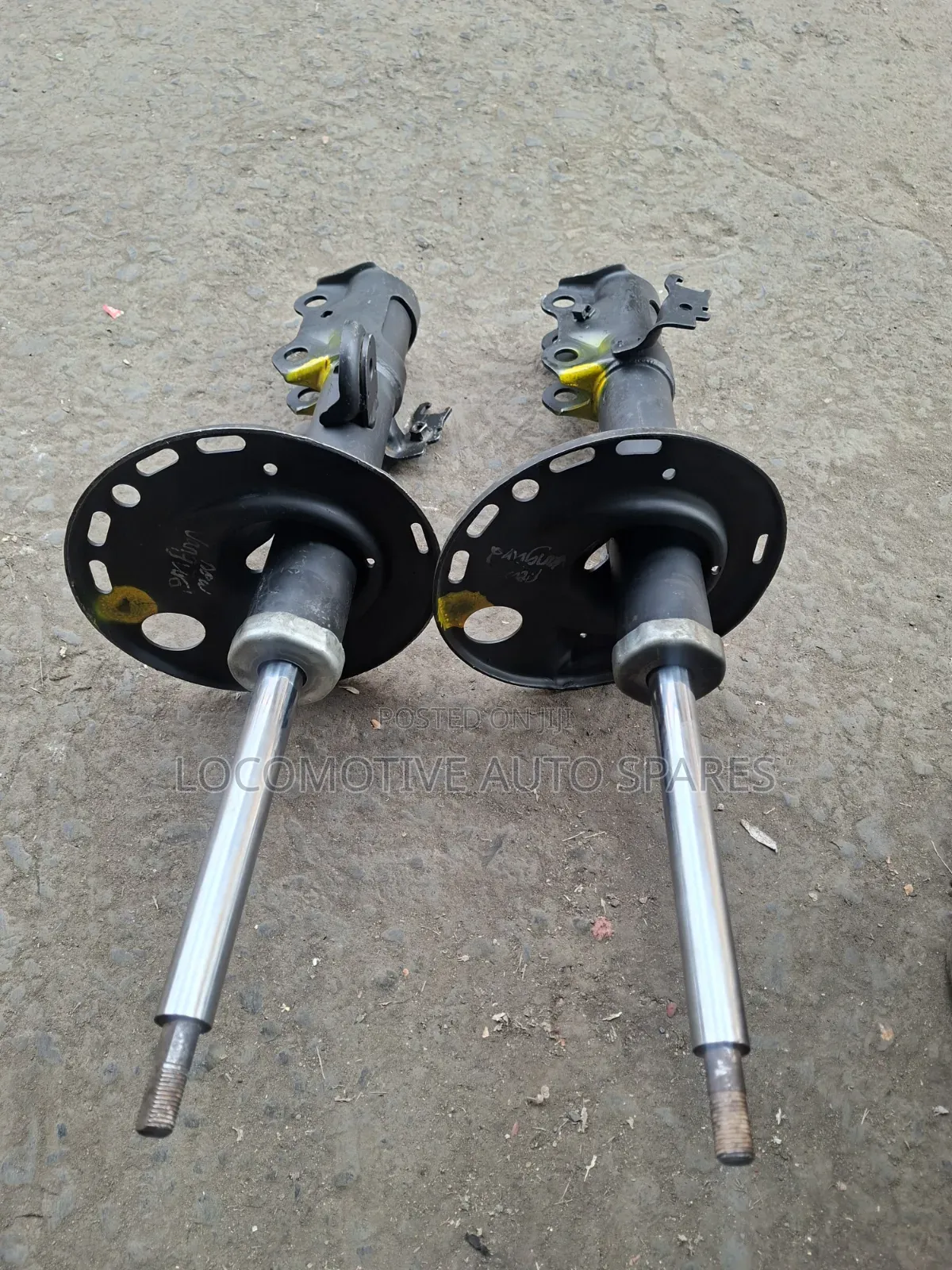 Front Shocks Toyota Vanguard / Rav 4