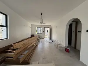 3bdrm Duplex in Boungan Villa, Kikambala for sale