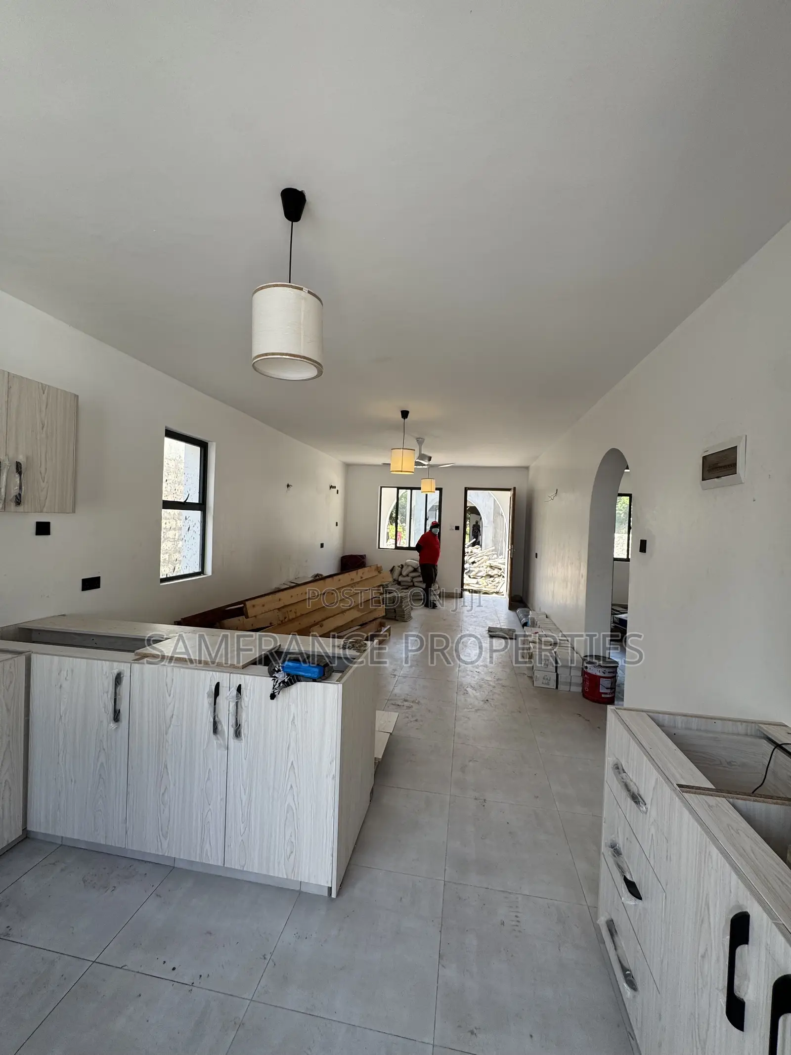 3bdrm Duplex in Boungan Villa, Kikambala for sale