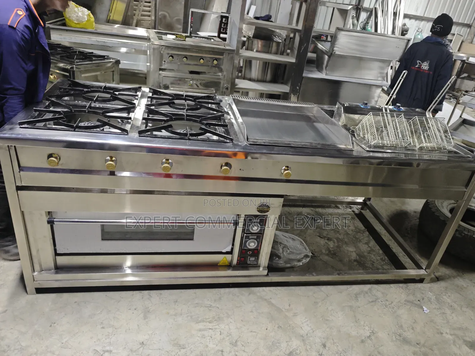 Combiner Cooker 4 Burner, Grindle Fryer and Oven