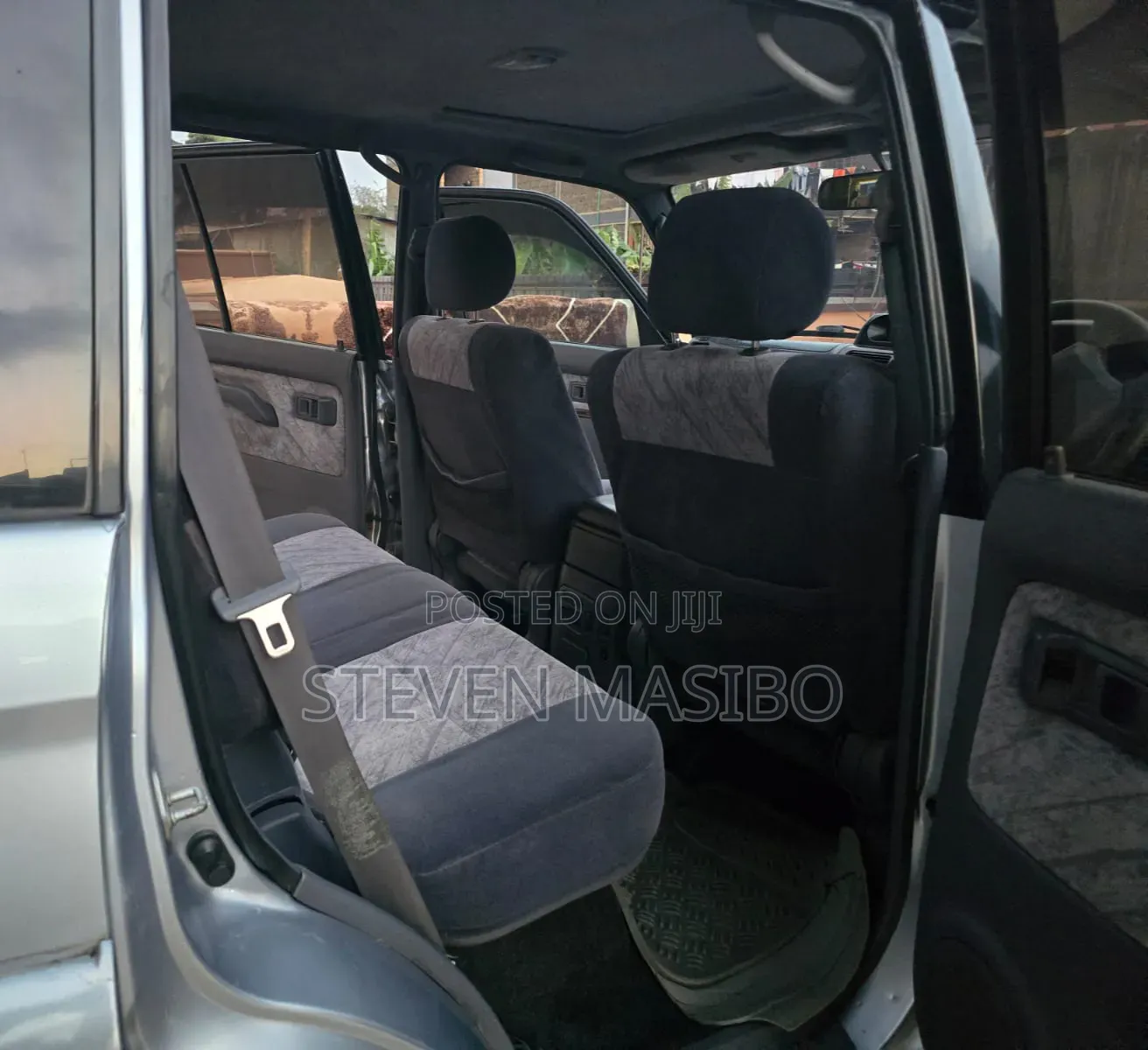 Toyota Land Cruiser Prado 3.0 D-4D 5dr 2005 Silver