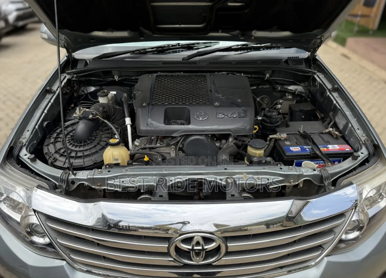 Toyota Fortuner 2.5 D AWD 2014 Gray