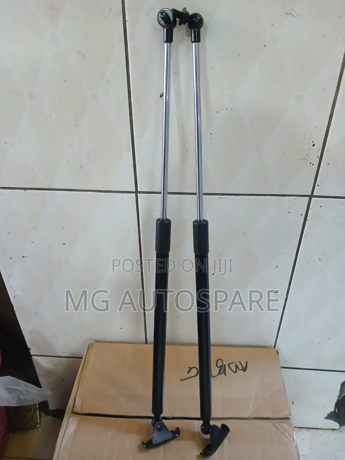 Car Boot Shock /Tailgate Gas Strut (Lift Support)
