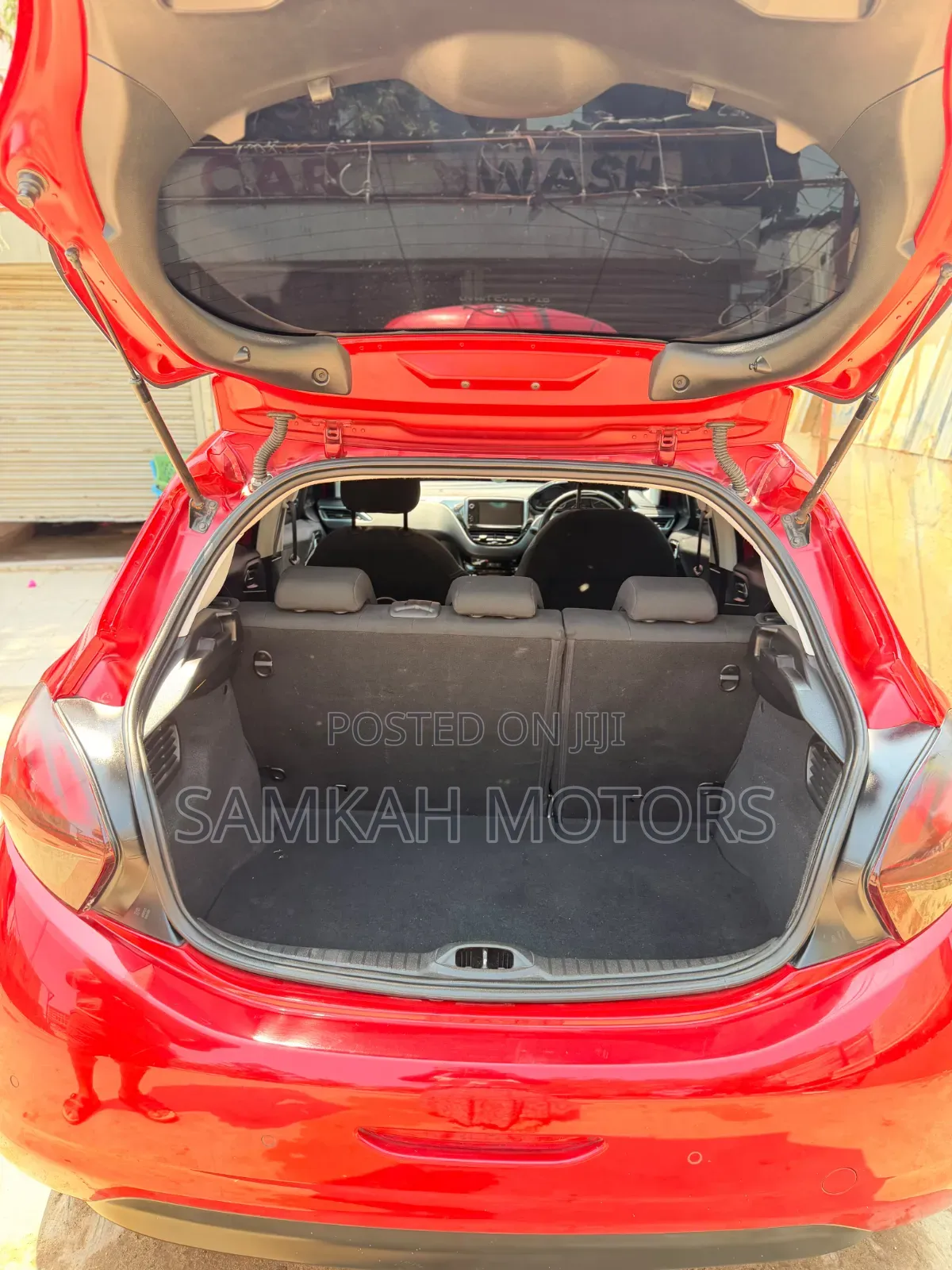 Peugeot 2008 2017 Red