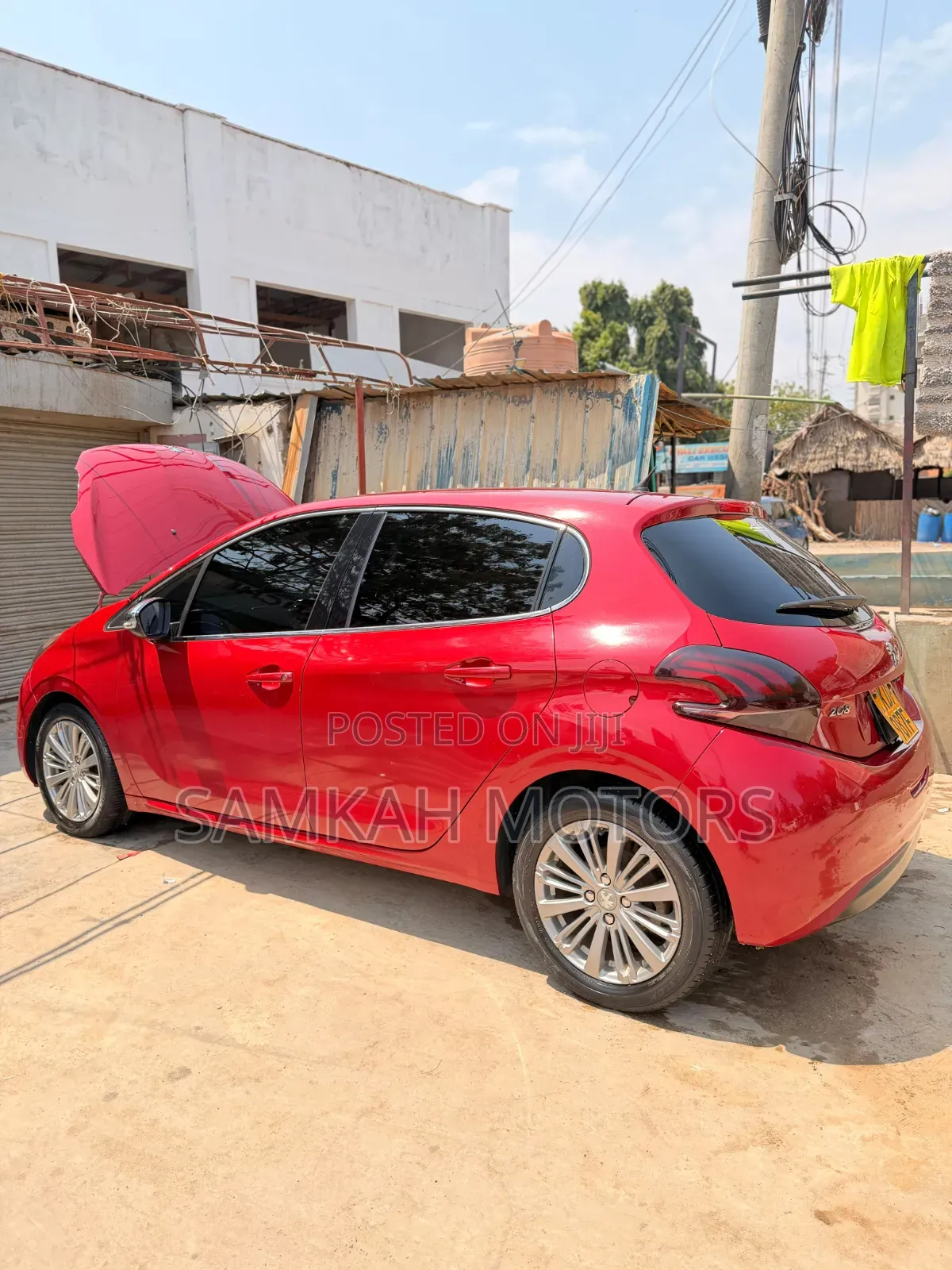 Peugeot 2008 2017 Red