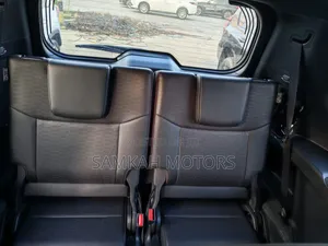 Toyota Land Cruiser Prado 2023 Gray