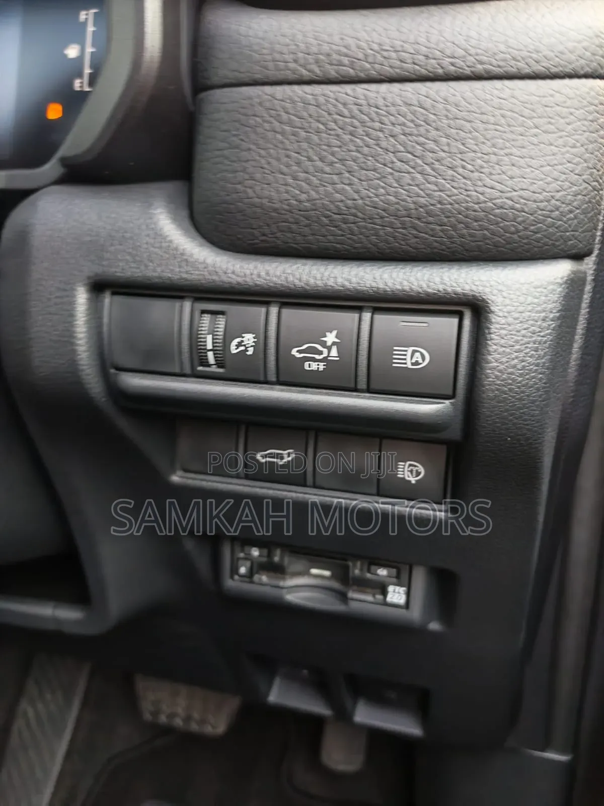 Toyota Land Cruiser Prado 2023 Gray