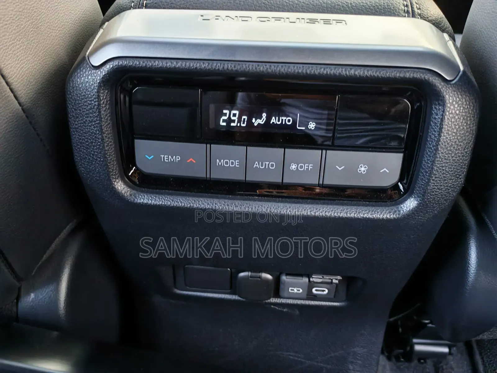 Toyota Land Cruiser Prado 2023 Gray