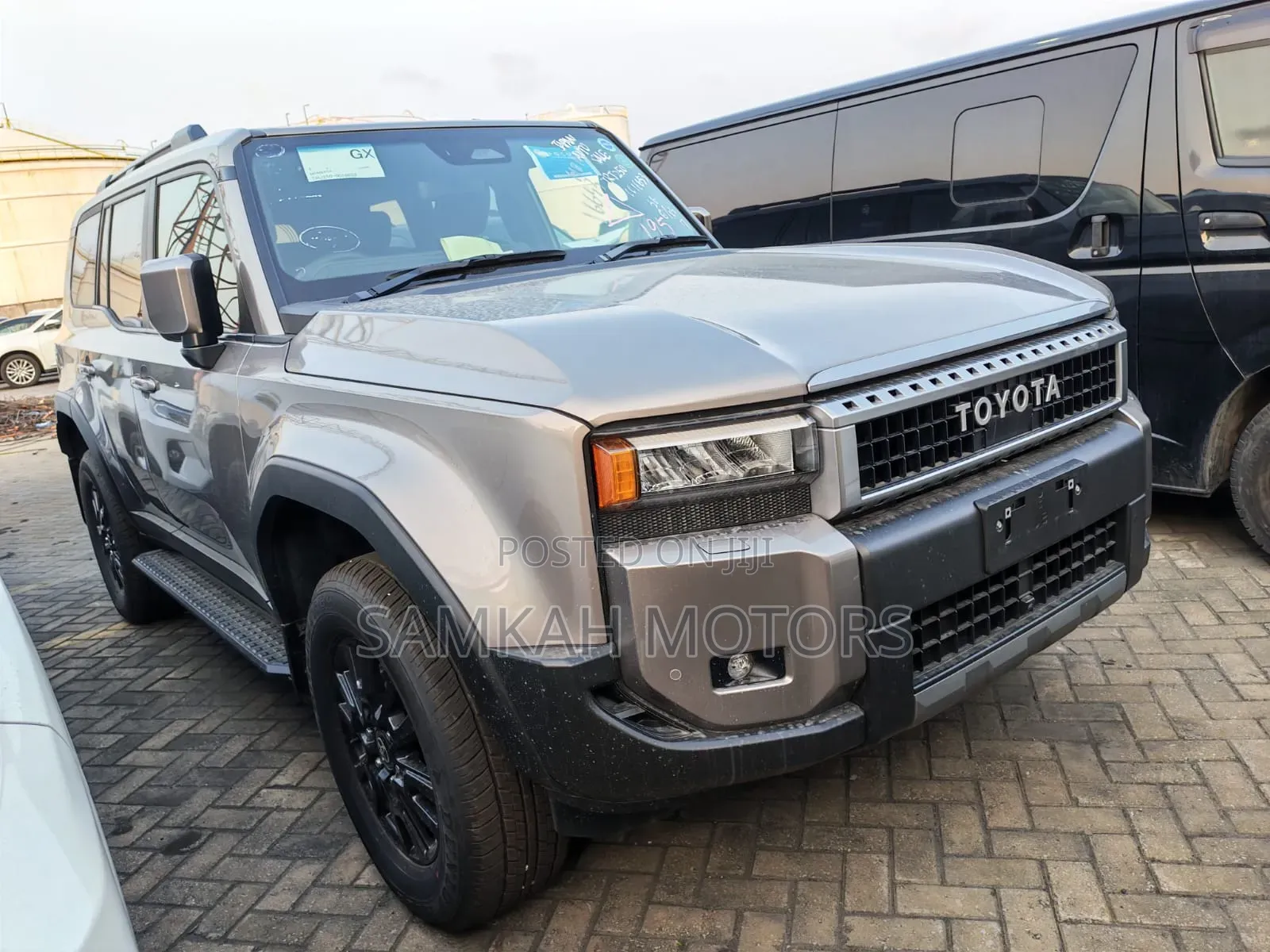 Toyota Land Cruiser Prado 2023 Gray