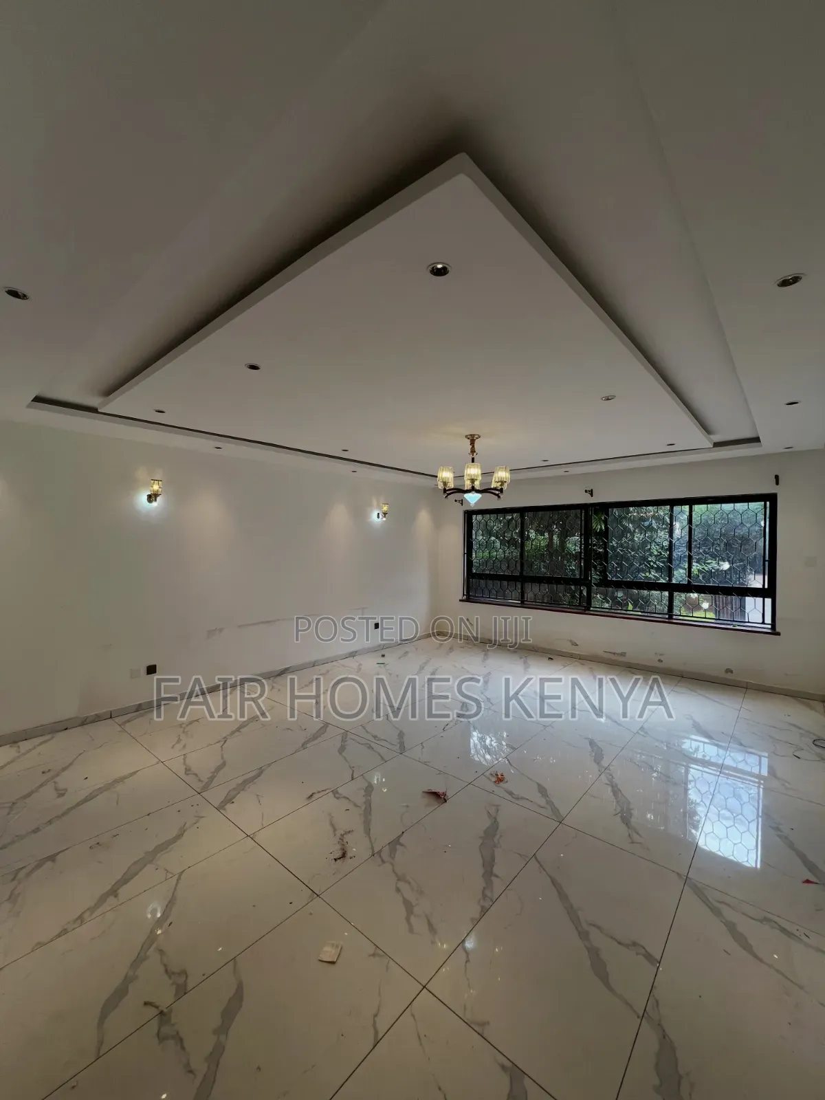 5bdrm Townhouse / Terrace in Gitanga Road, Valley Arcade for rent