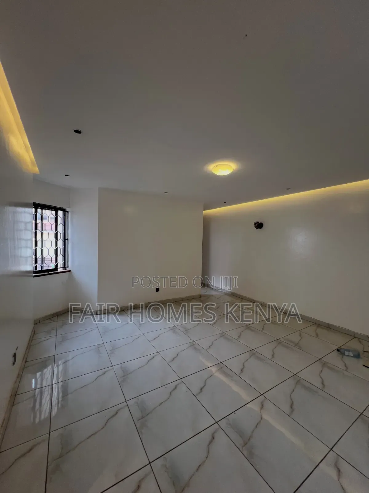 5bdrm Townhouse / Terrace in Gitanga Road, Valley Arcade for rent