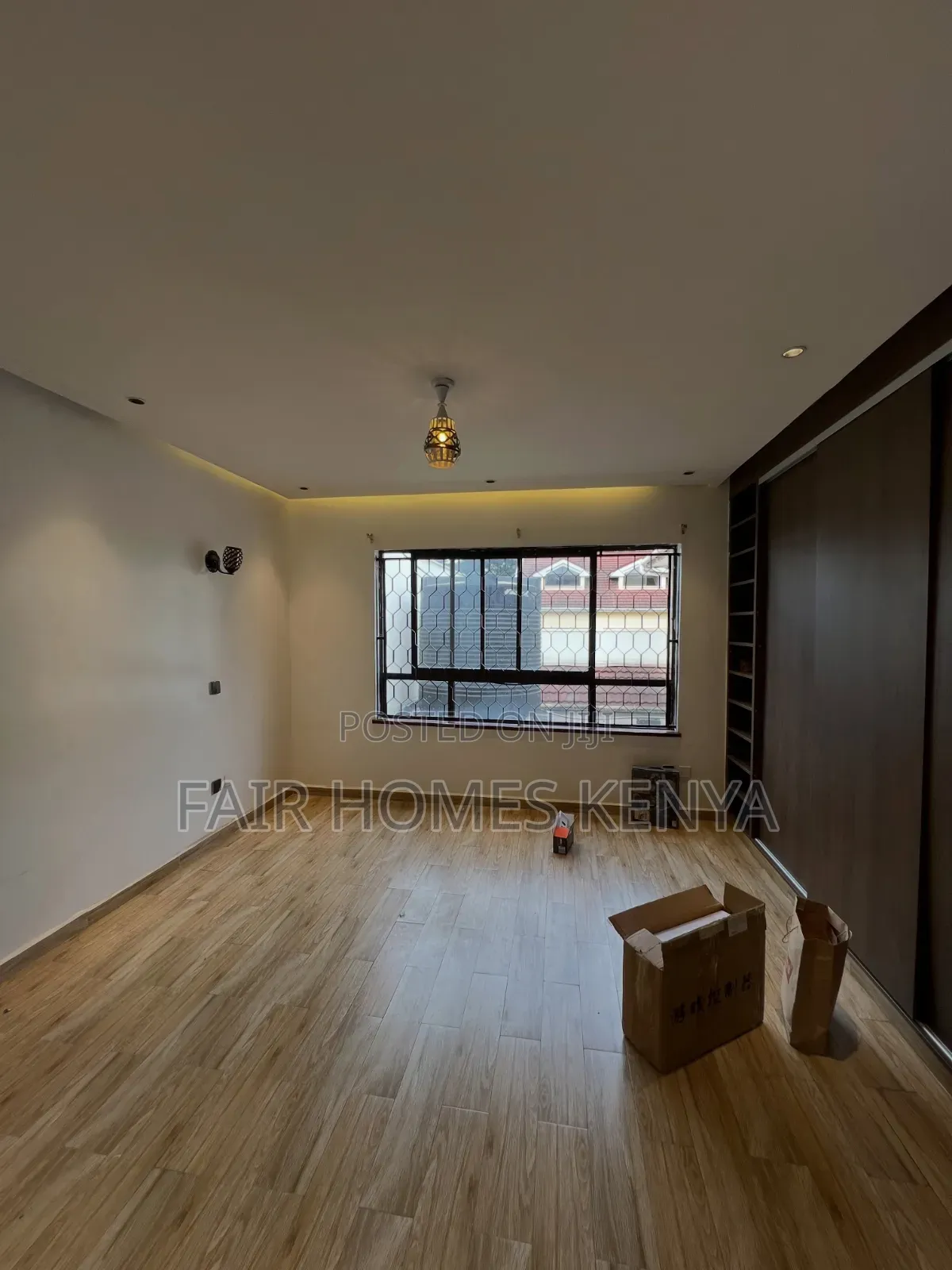 5bdrm Townhouse / Terrace in Gitanga Road, Valley Arcade for rent