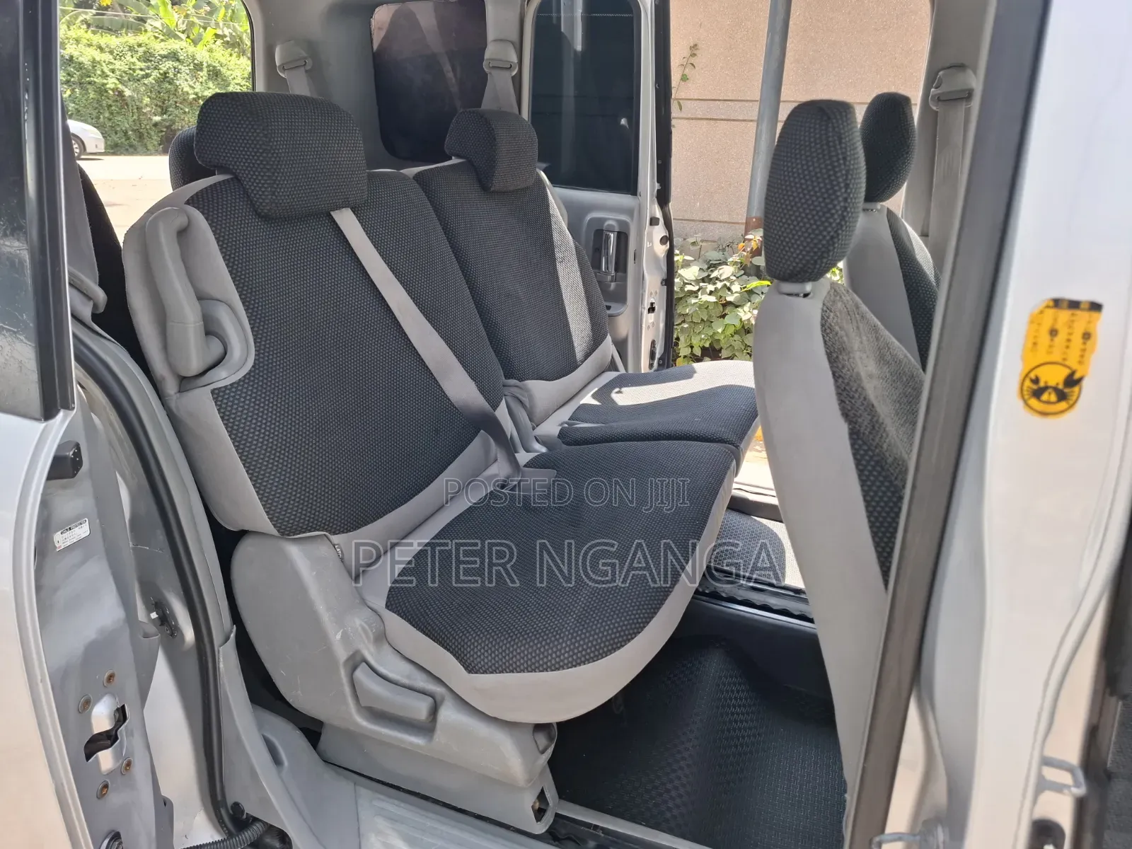Toyota Sienta 2006 Silver
