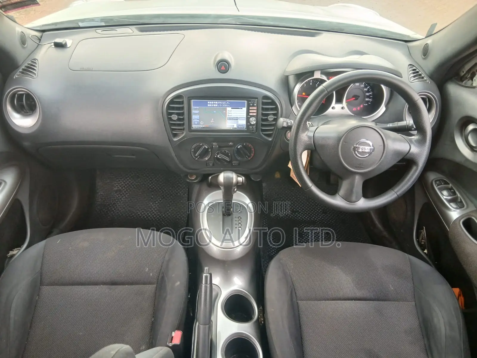 Nissan Juke 2012 White