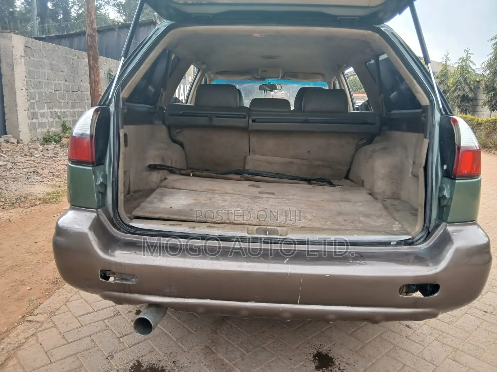 Subaru Outback 2002 Green