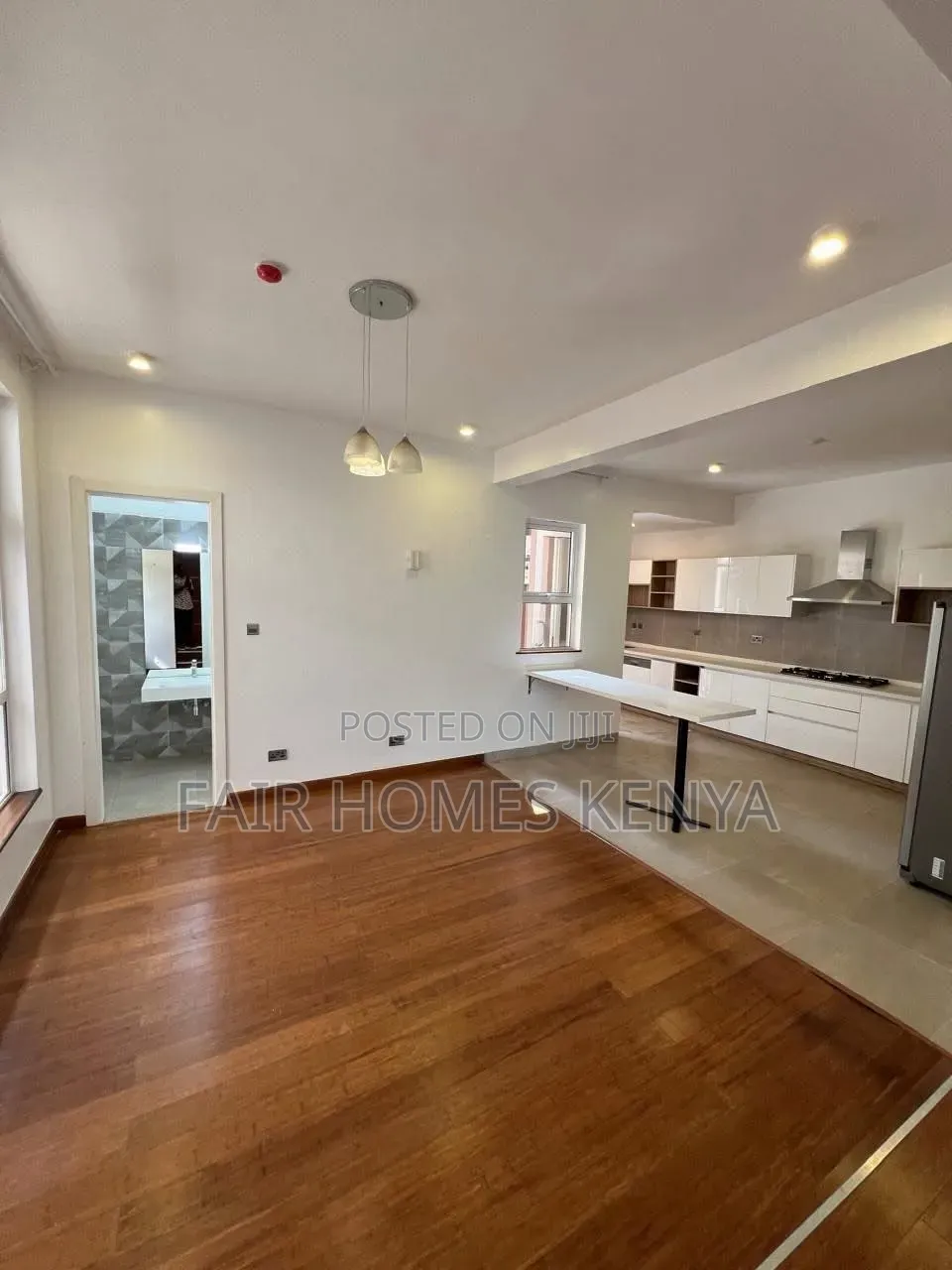 4bdrm Townhouse / Terrace in Kabasiran Avenue, Muthangari for rent