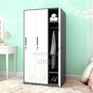 Office Cabinet : 3-Door Steel Straight Locker Cabinet