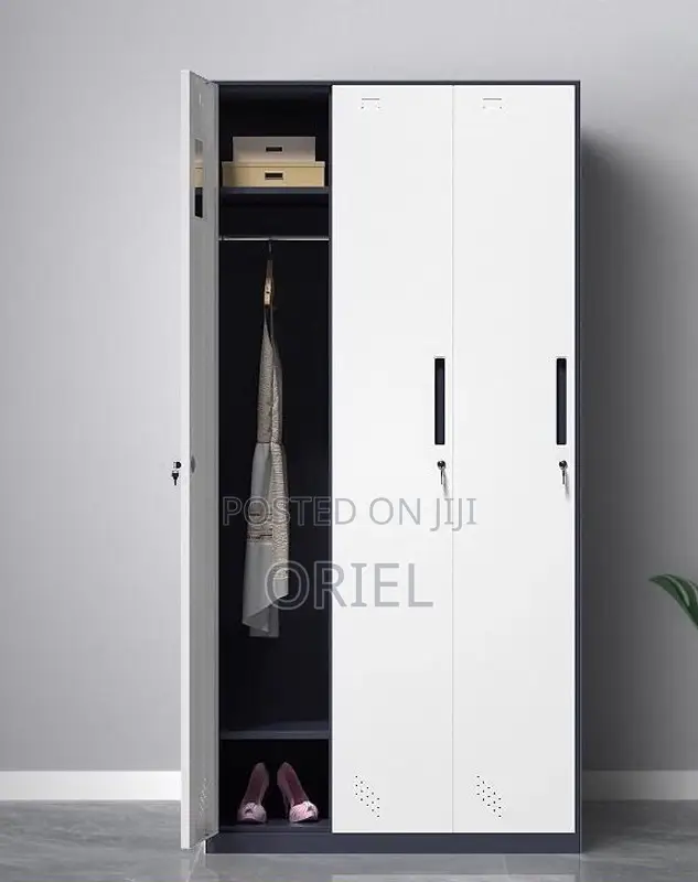 Office Cabinet : 3-Door Steel Straight Locker Cabinet