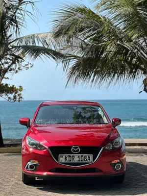 Mazda Axela 2016 Red