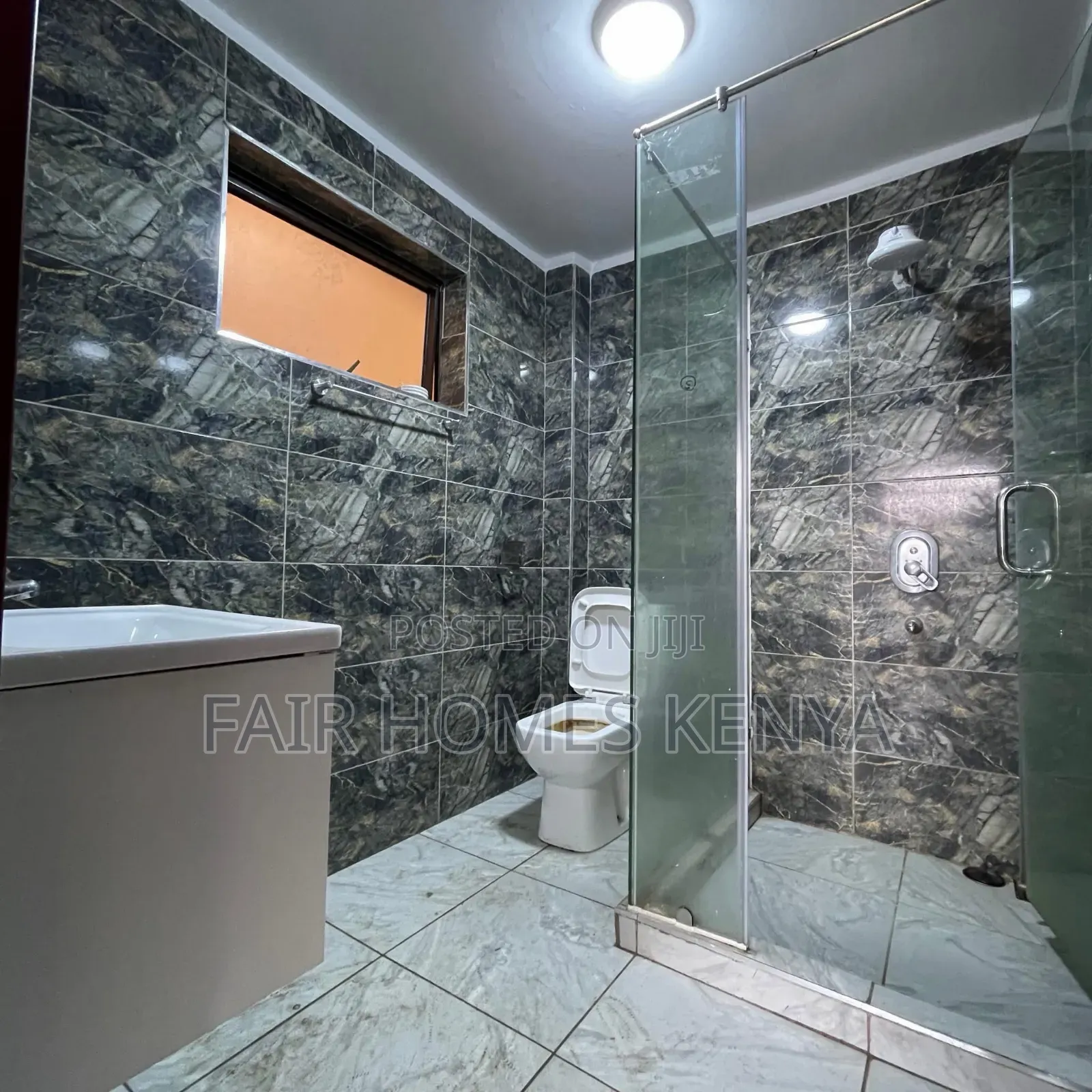 5bdrm Townhouse / Terrace in Gitanga Road, Maziwa for rent