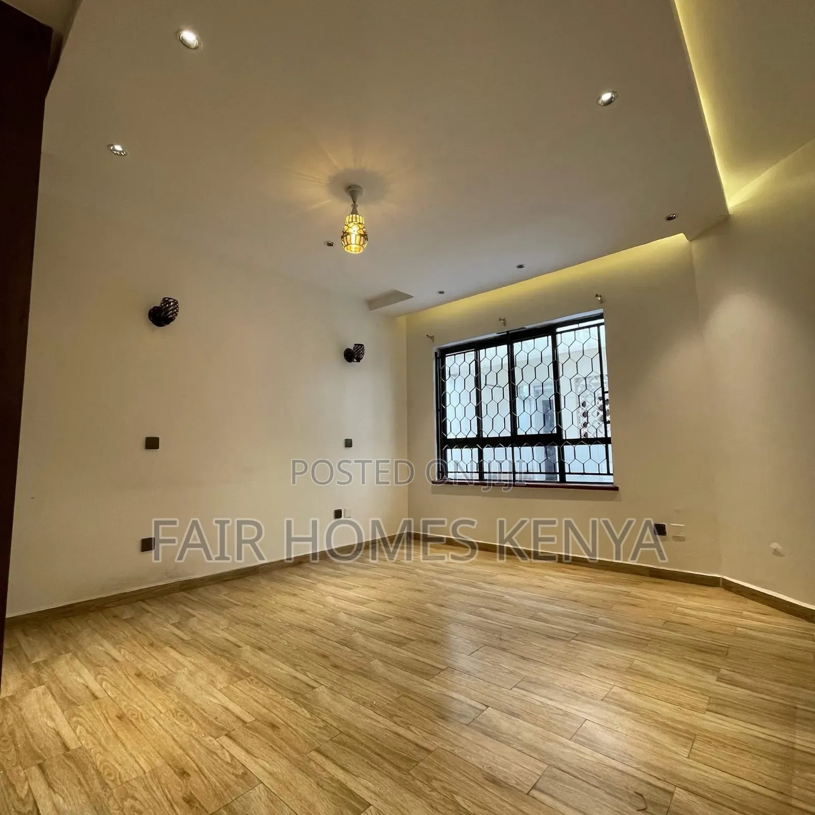 5bdrm Townhouse / Terrace in Gitanga Road, Maziwa for rent