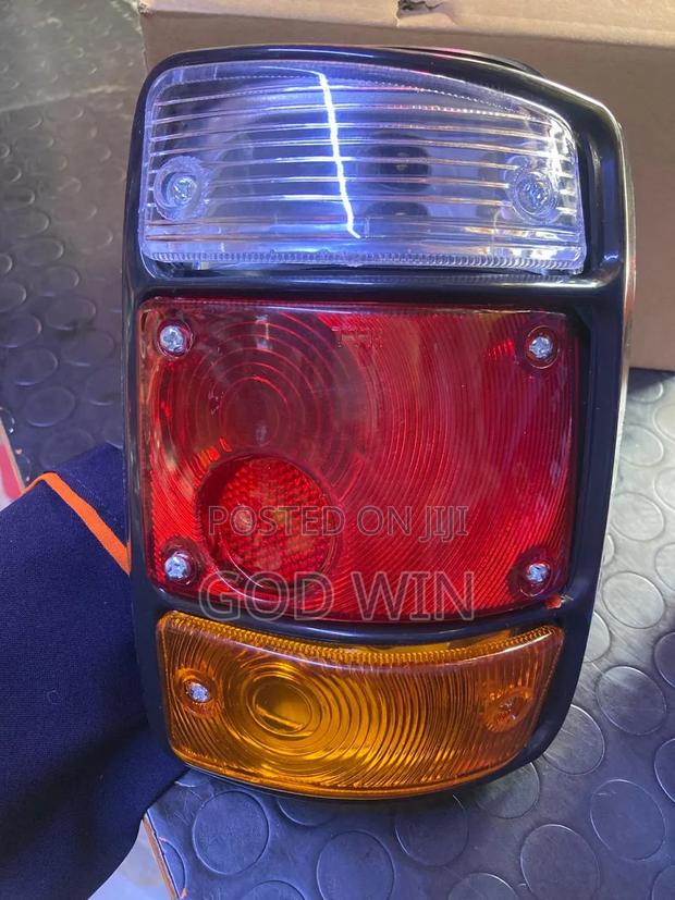 Tail Lamp Datsun 1200