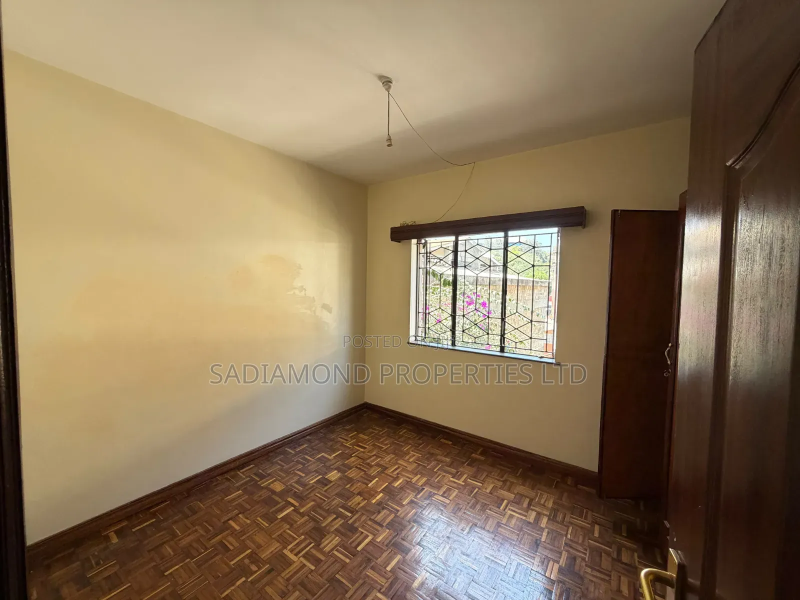 3bdrm Apartment in Raphta Road Area for rent