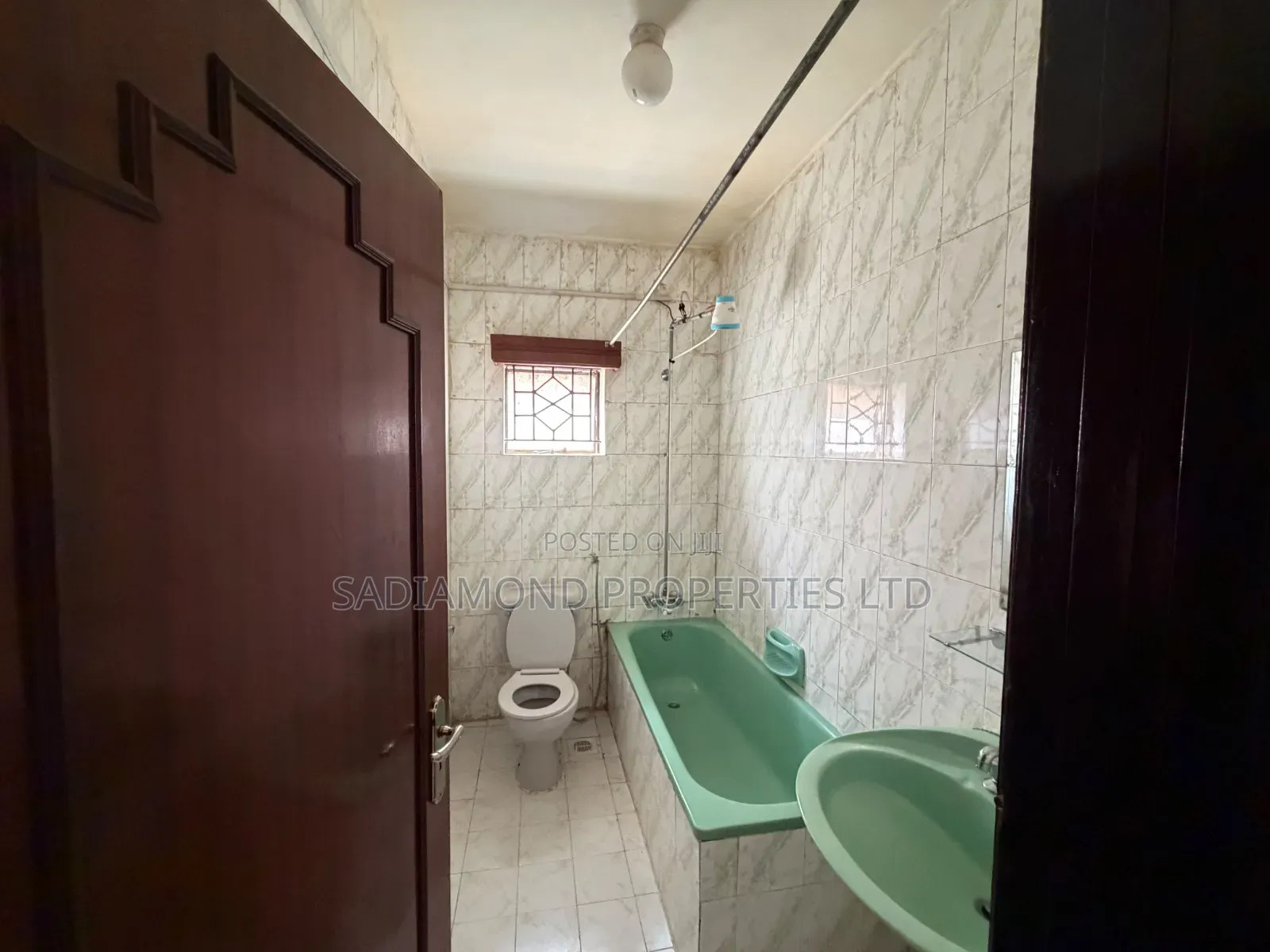 3bdrm Apartment in Raphta Road Area for rent