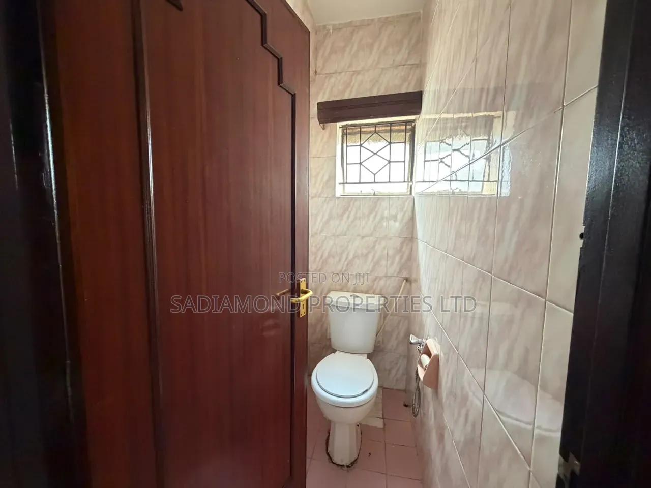 3bdrm Apartment in Raphta Road Area for rent