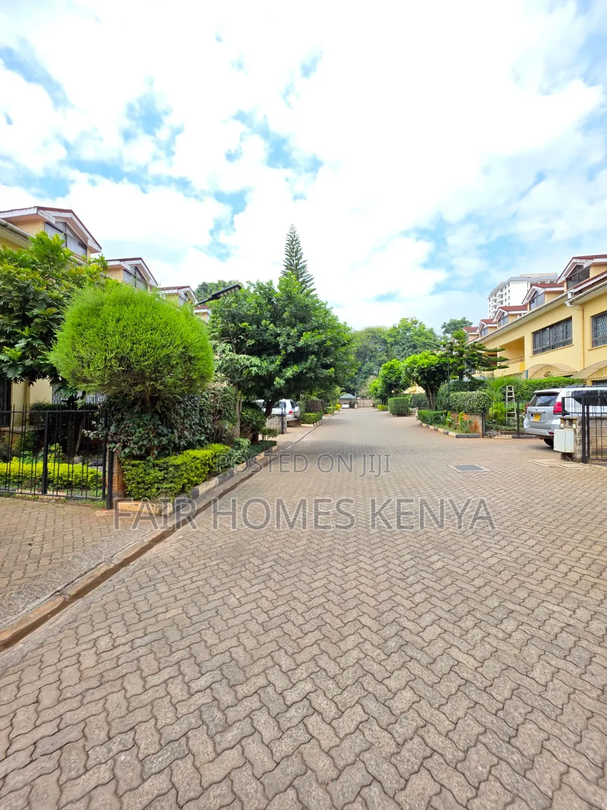 5bdrm Townhouse / Terrace in Gitanga Road, Maziwa for rent