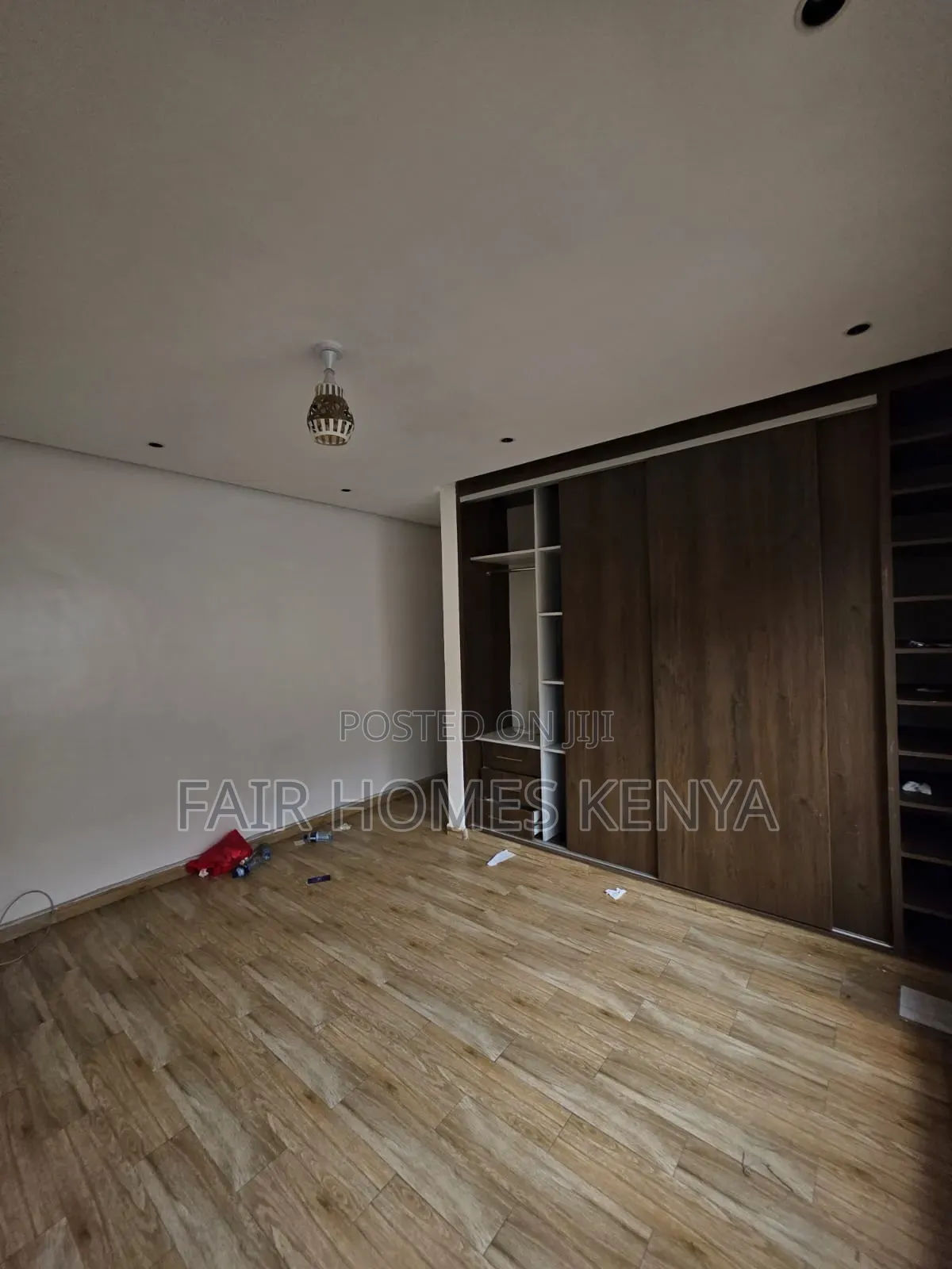 5bdrm Townhouse / Terrace in Gitanga Road, Maziwa for rent