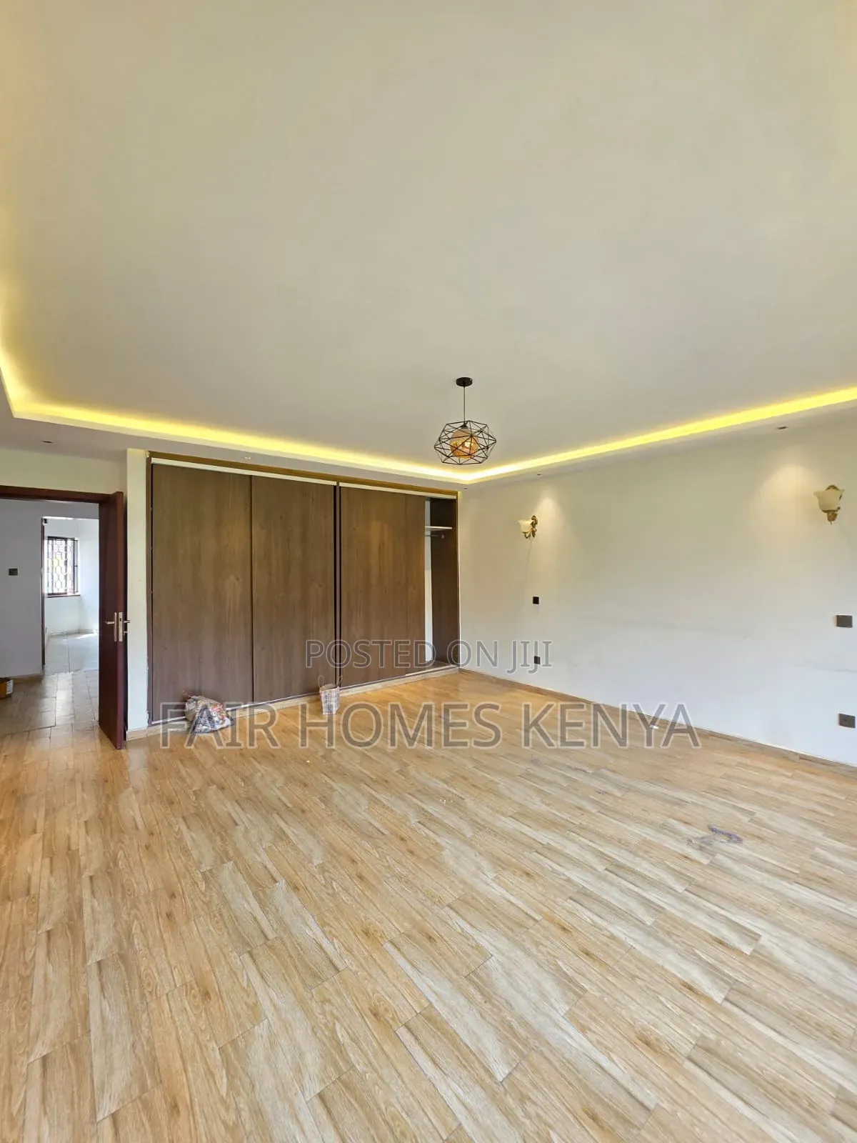 5bdrm Townhouse / Terrace in Gitanga Road, Maziwa for rent