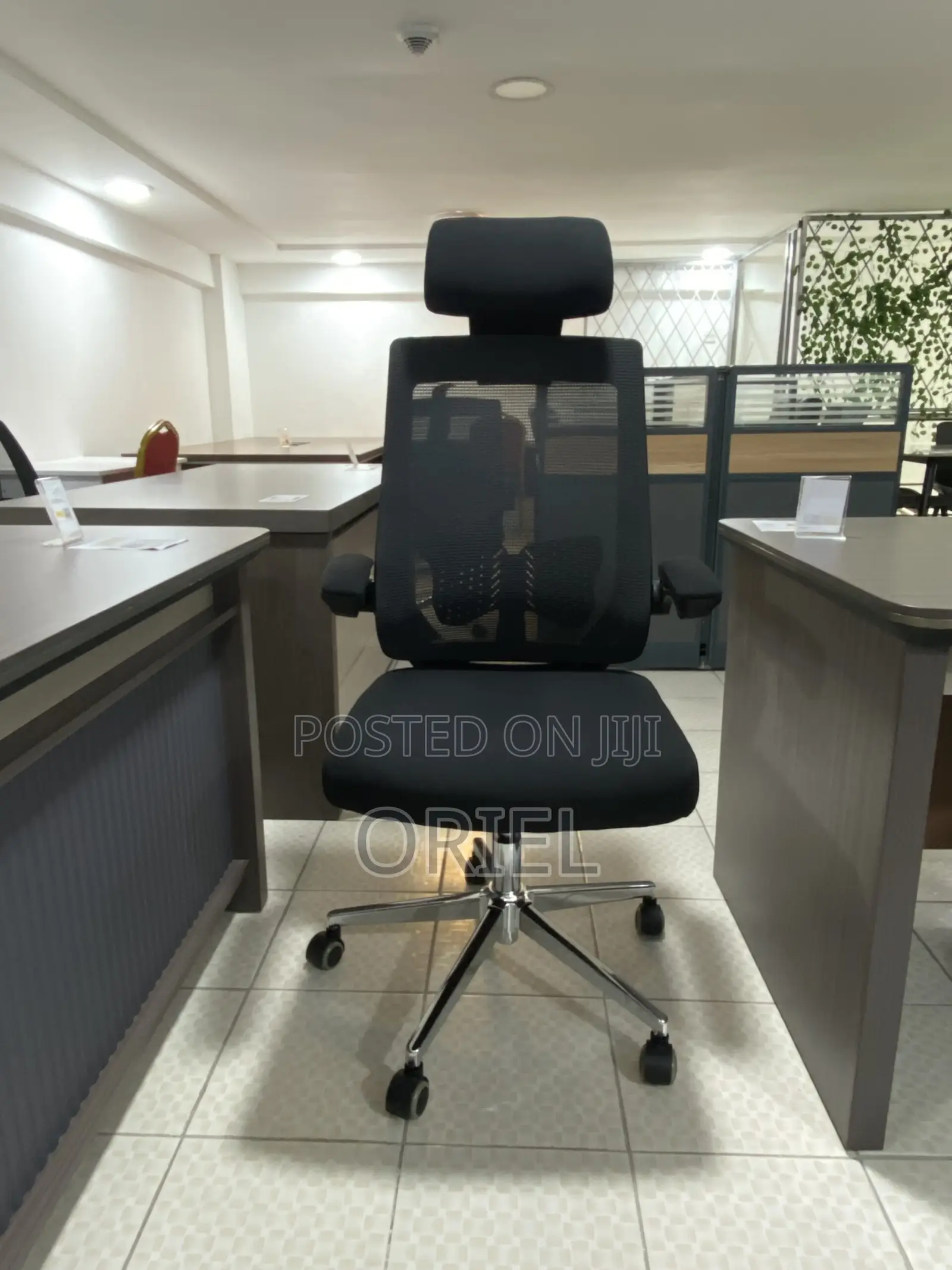 Office Chair : Ergonomic Foldable Arms Office Chair